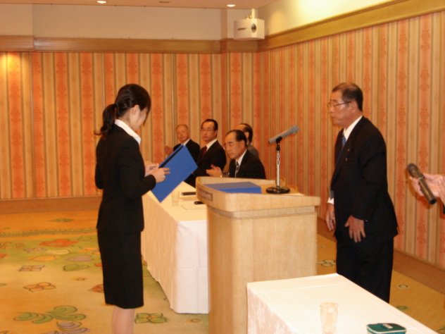 平成20年度採用内定式20071002 004